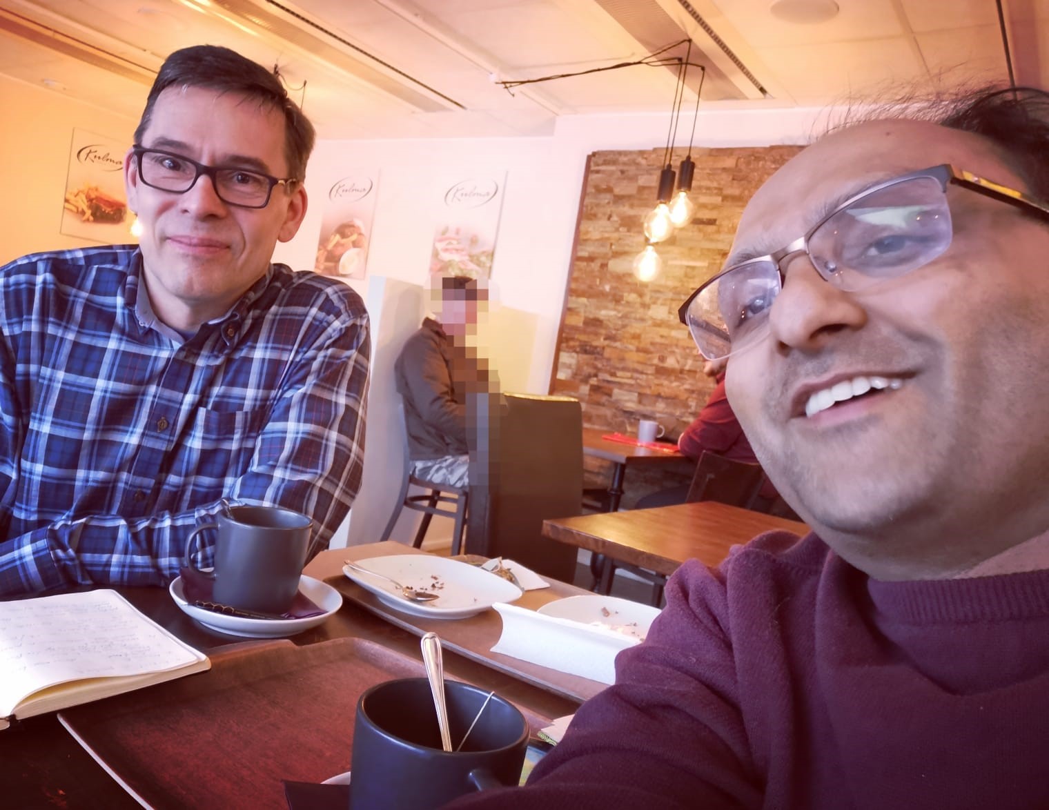Dhakal ja Ijäs: Miten auttaa maahanmuuttajia tuntemaan Järvenpää kodikseen?